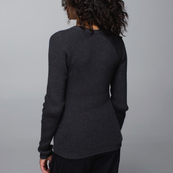 LULULEMON ATHLETICA THE SWEATER THE BETTER LIGHTWEIGHT LUXE KNITWEAR - Picture 9 of 13